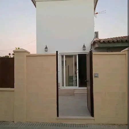 Casa En Jerez Con Patio Cerca De La Playa Y De La Sierra