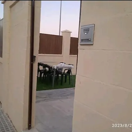 Holiday home Casa En Jerez Con Patio Cerca De La Playa Y De La Sierra Jerez de la Frontera