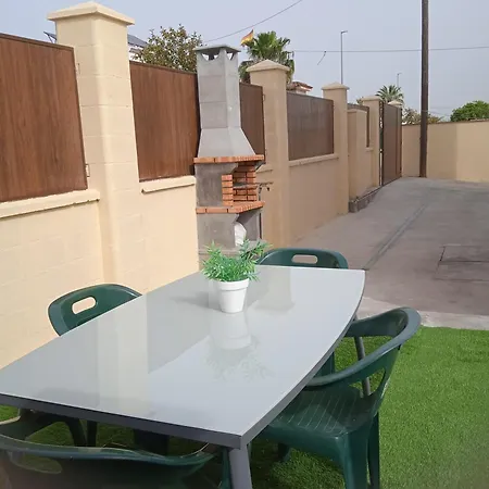 Casa En Jerez Con Patio Cerca De La Playa Y De La Sierra Jerez de la Frontera
