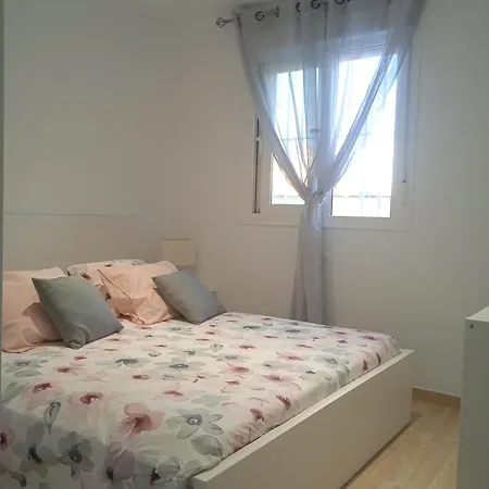 Casa En Jerez Con Patio Cerca De La Playa Y De La Sierra * Jerez de la Frontera